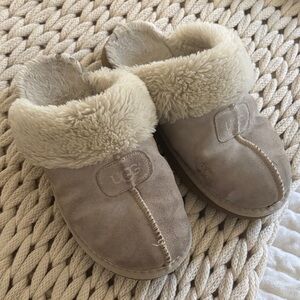 UGG Women's Tan and Cream Slippers